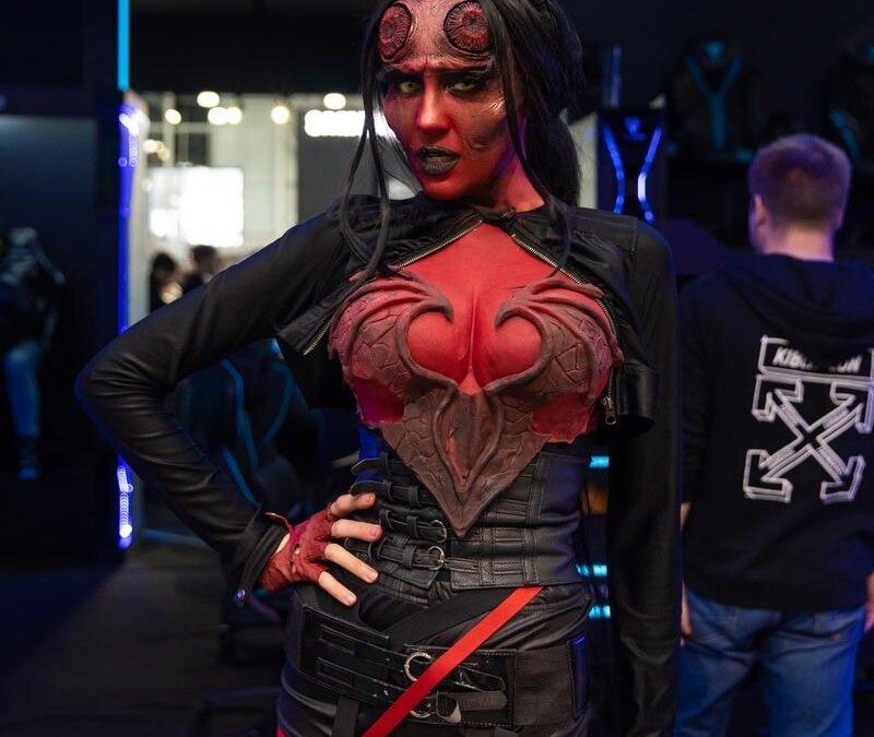18+. ИгроМир и Comic Con Russia 2019. Самый необычный косплей. День 1 81 cosplay day1 2