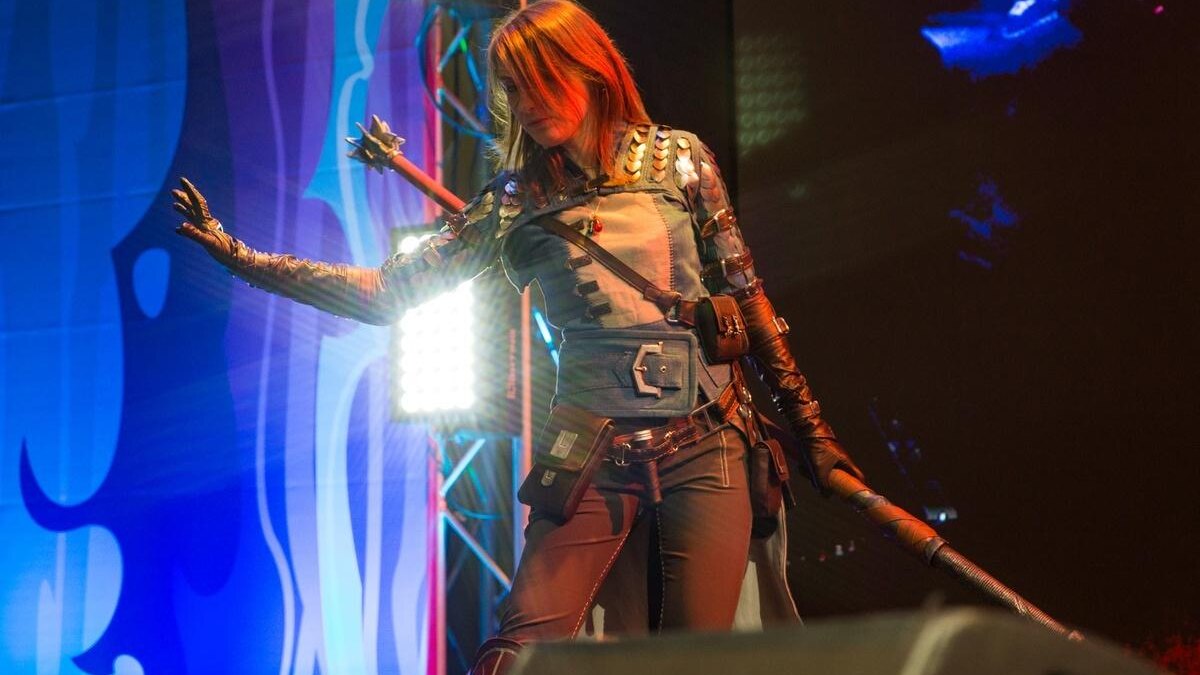 18+. ИгроМир и Comic Con Russia 2019. Самый необычный косплей. День 1 88 cosplay day1 36