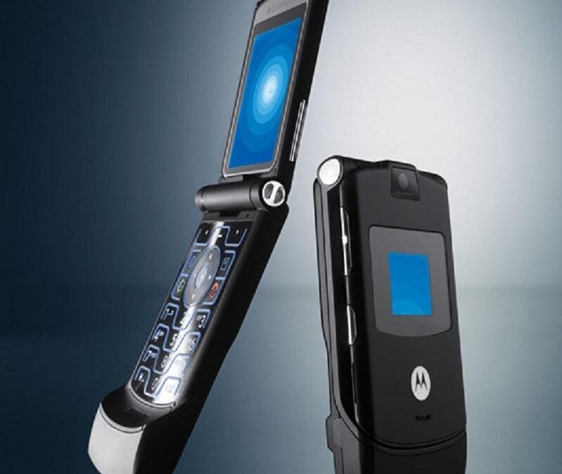 Motorola объявила дату презентации смартфона-"раскладушки" 5 fdacc246fe6ad777845e9d92397977c9d25d9698