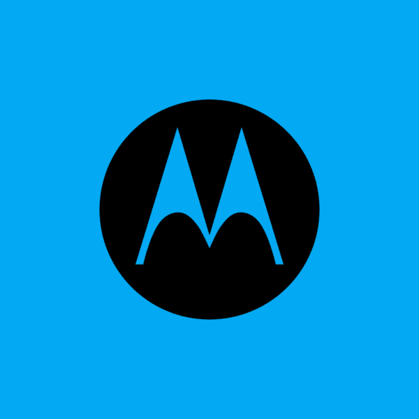 motorola logo feature image light blue