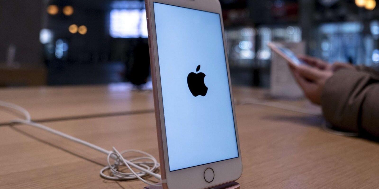 apple