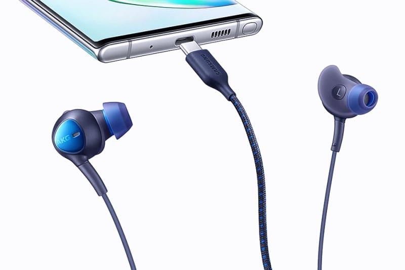В России появились наушники от Samsung, с активным шумоподавлением и USB-C 4 dsc4152
