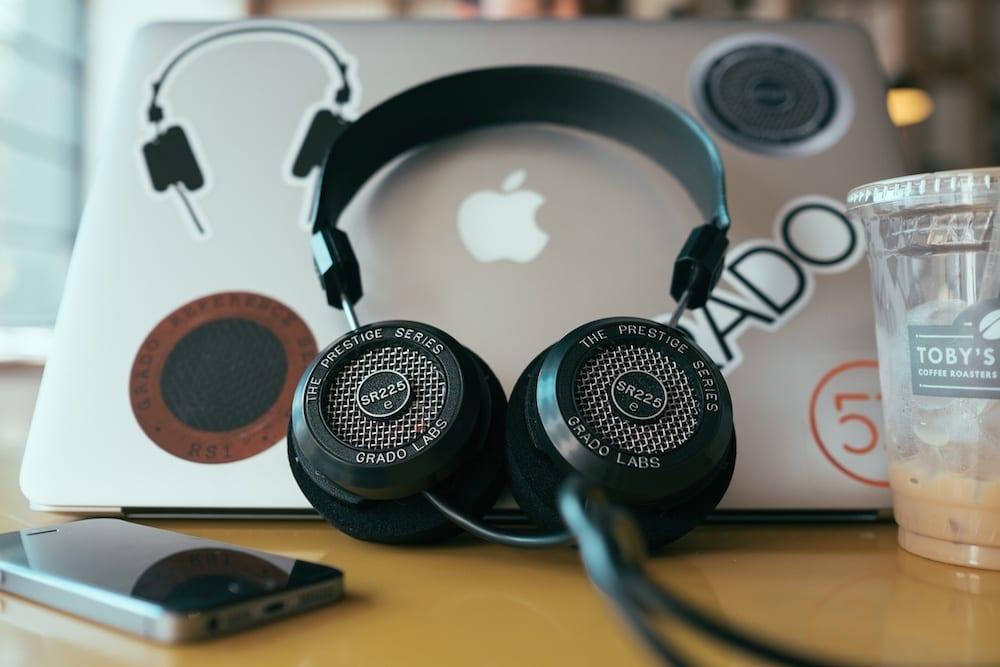 grado headphones sr225e mashable most social
