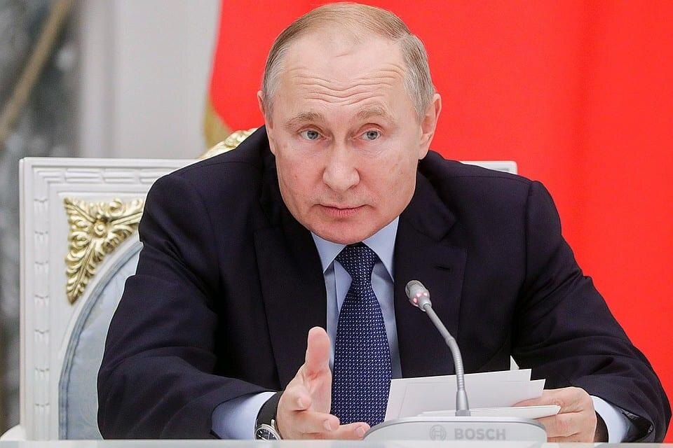 Владимир Путин предложил заменить "Википедию" более достоверным аналогом 3