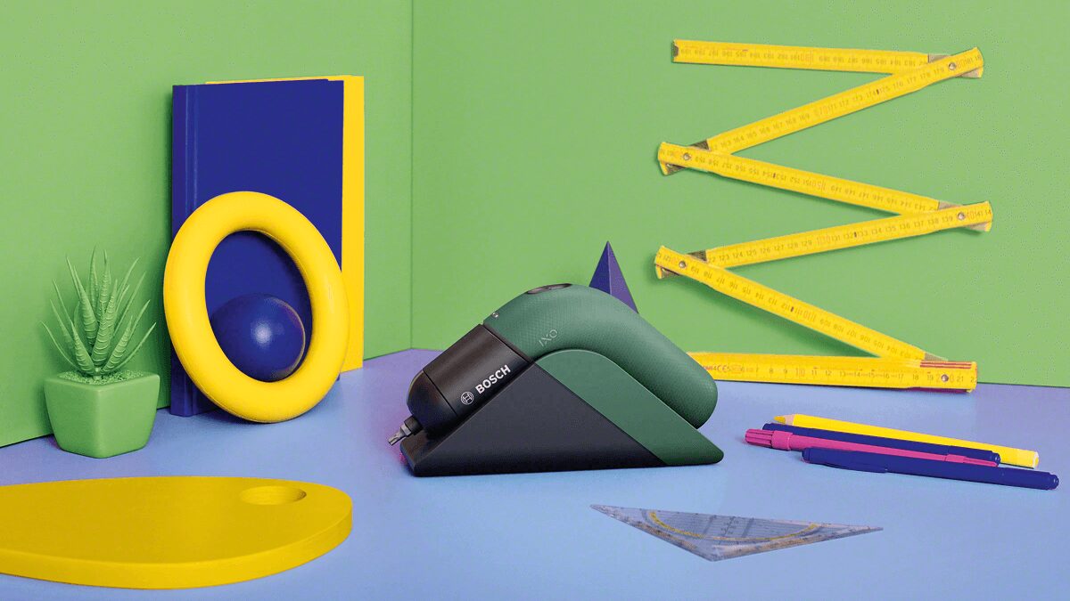 Новый шуруповерт от Bosch может сверлить стены, молоть специи и откупоривать вино 3 ixo ladestation classic wf04 hellgr n 2