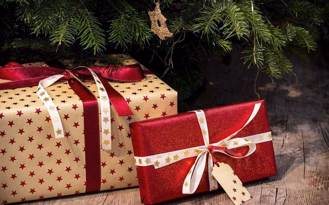 8 лучших подарков на Новый год 2020 9 gifts 3835455 1280