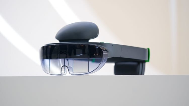 Компания OPPO представила свои первые очки дополненной реальности 3