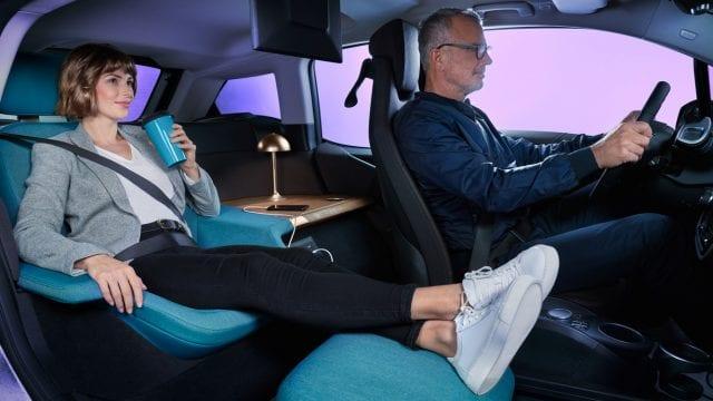 24 самые интересные новинки с выставки CES 2020 27 bmw p90379553 highres bmw i3 urban suite a e1578511978601 640x360 1