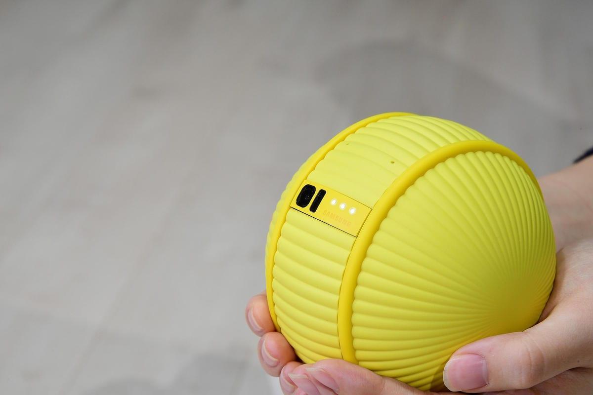 CES 2020. Samsung показал робота Ballie, который следует за вами 7 ces 2020 ballie 02
