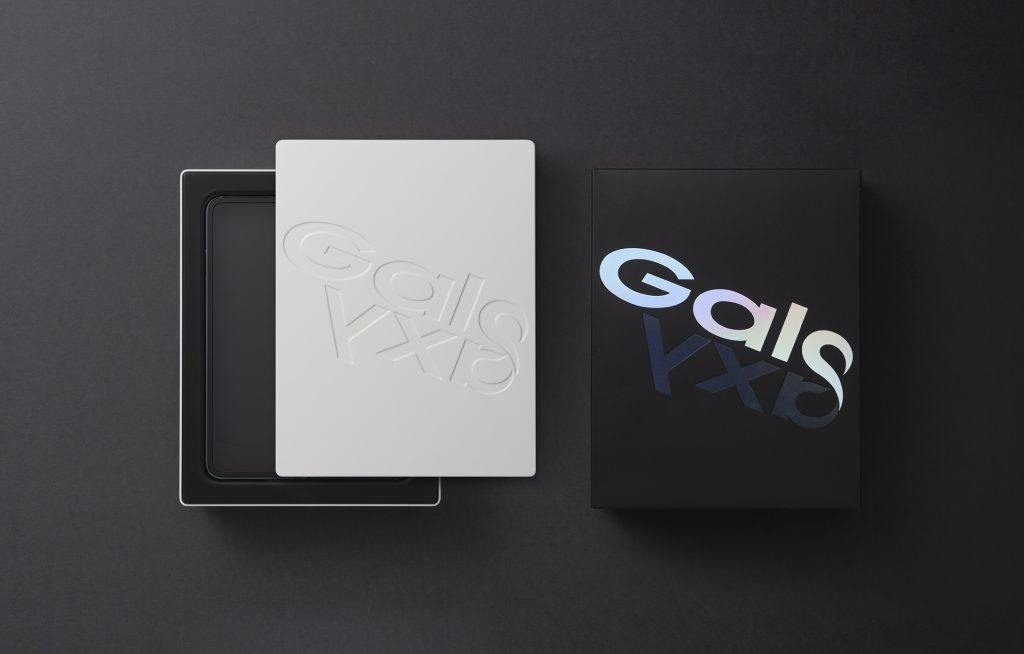 Samsung получила 61 награду на дизайнерской премии iF Design Awards 5 3 galaxy fold package 1 1024x654 1