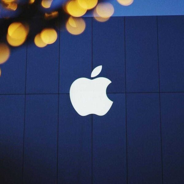 64 644123 3840 x apple logo wallpaper laptop apple scaled 1