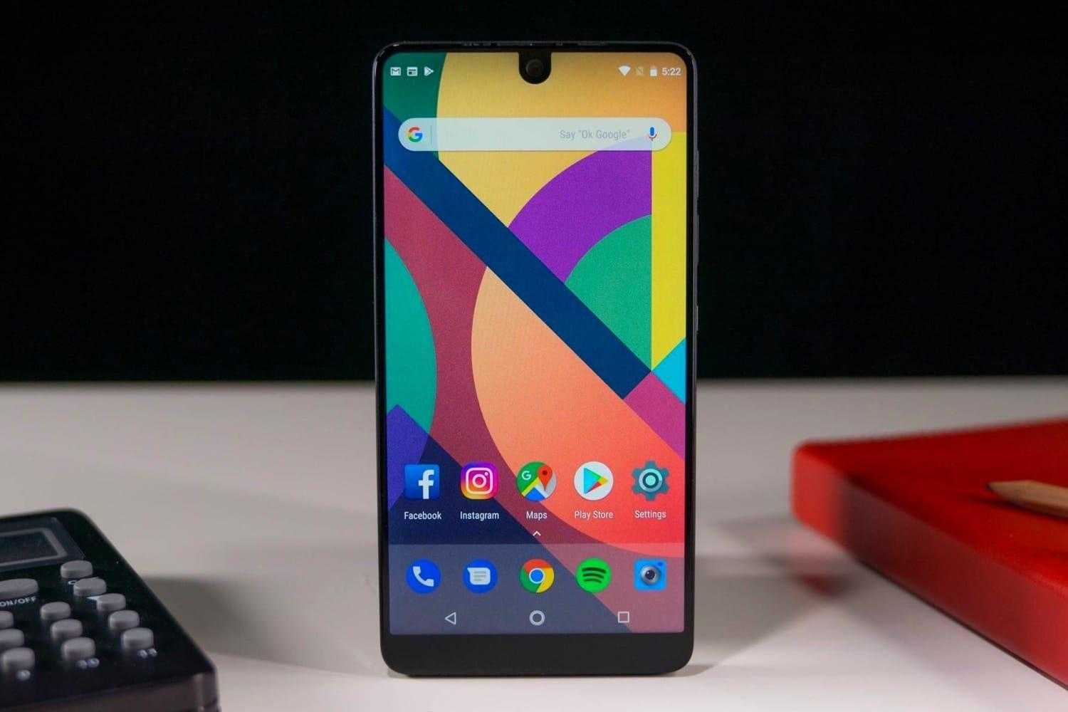 Создатель Android закрывает компанию Essential Phone 7 essential phone halo gray 3