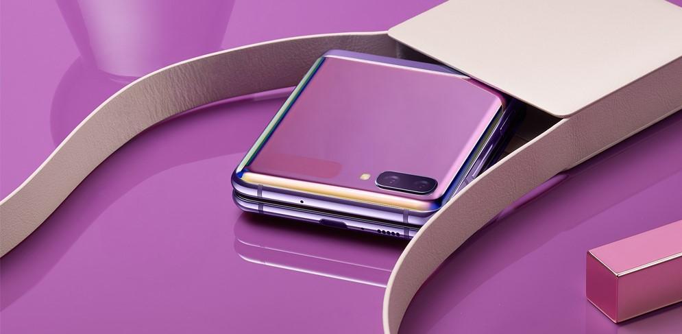 Samsung Galaxy Z Flip поступил в продажу в России 4 galaxy z flip design story main 4
