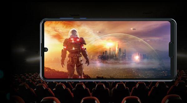 Компания Sharp представила флагман Sharp Aquos R5G 7 Первый двойной удар 865 флагманский дебют Sharp AQUOS R5G: экран 120 Гц / 2K