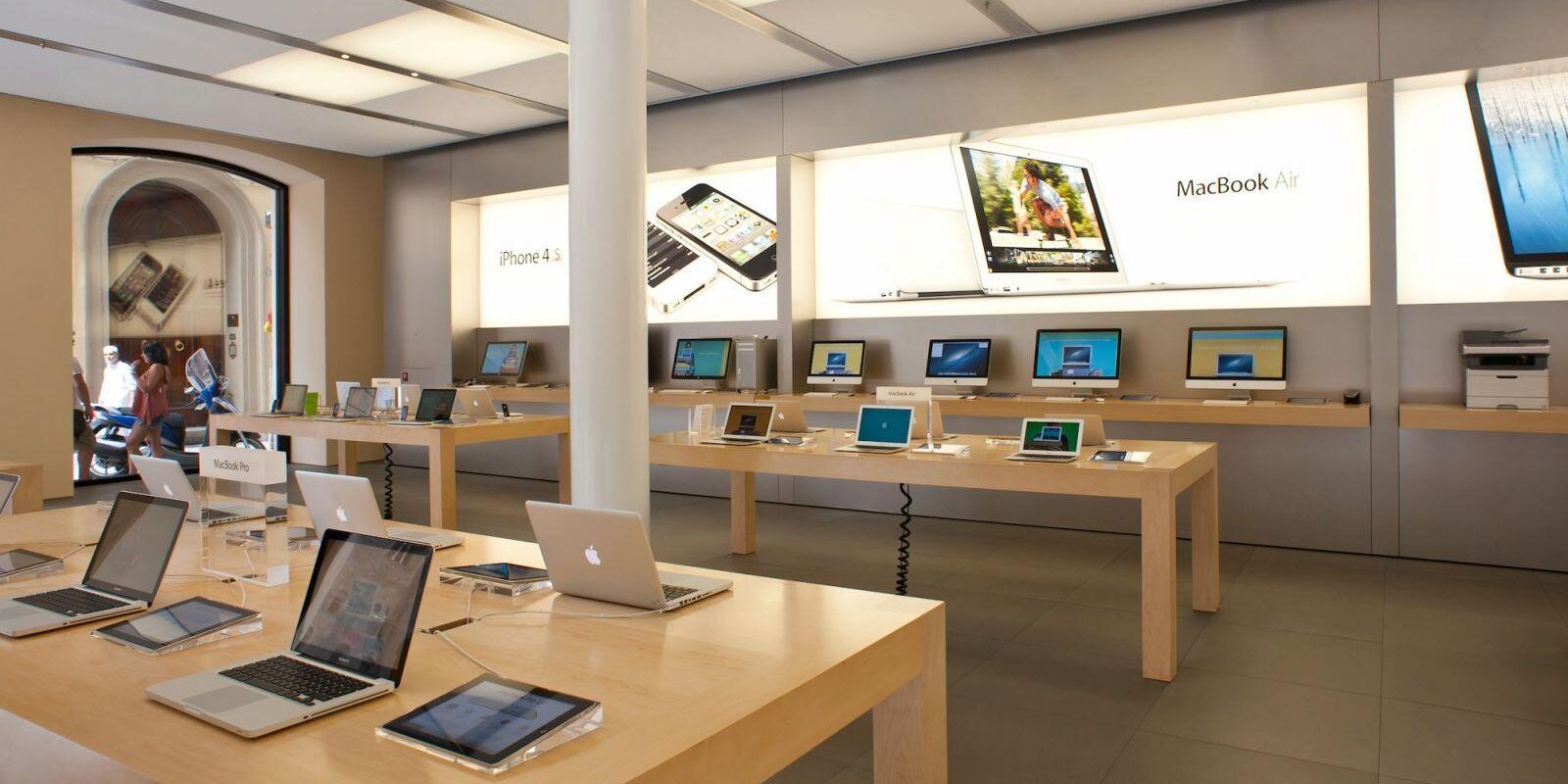 Apple отменила мартовскую презентацию из-за коронавируса 2 apple store italy 1