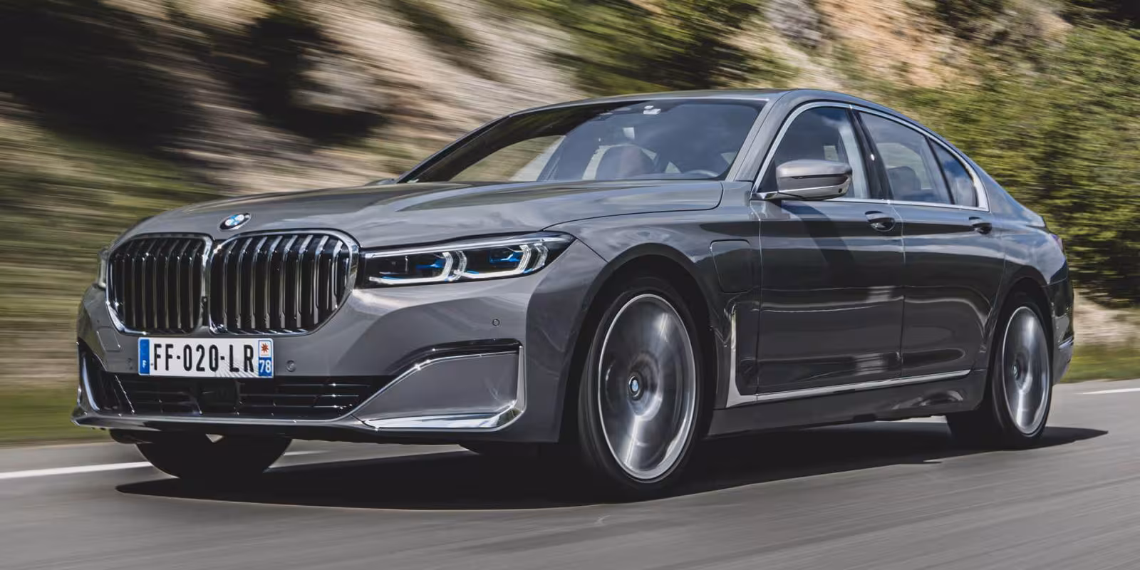 BMW выпустит электрокар в следующей линейке авто 3 bmw 7 series 12