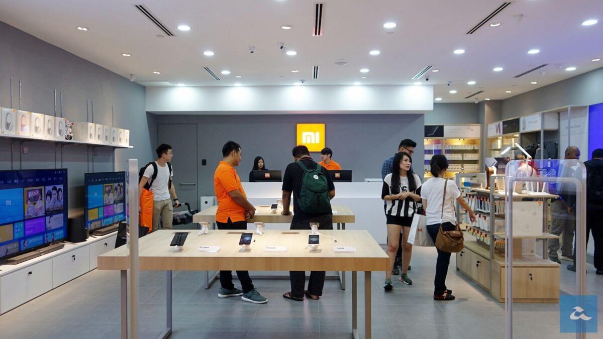Xiaomi представили быструю беспроводную зарядку 2 dsc03324 kedai xiaomi mi home malaysia