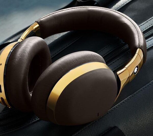 https hypebeast.com image 2020 03 montblanc smart wireless headphones ss20 release 2