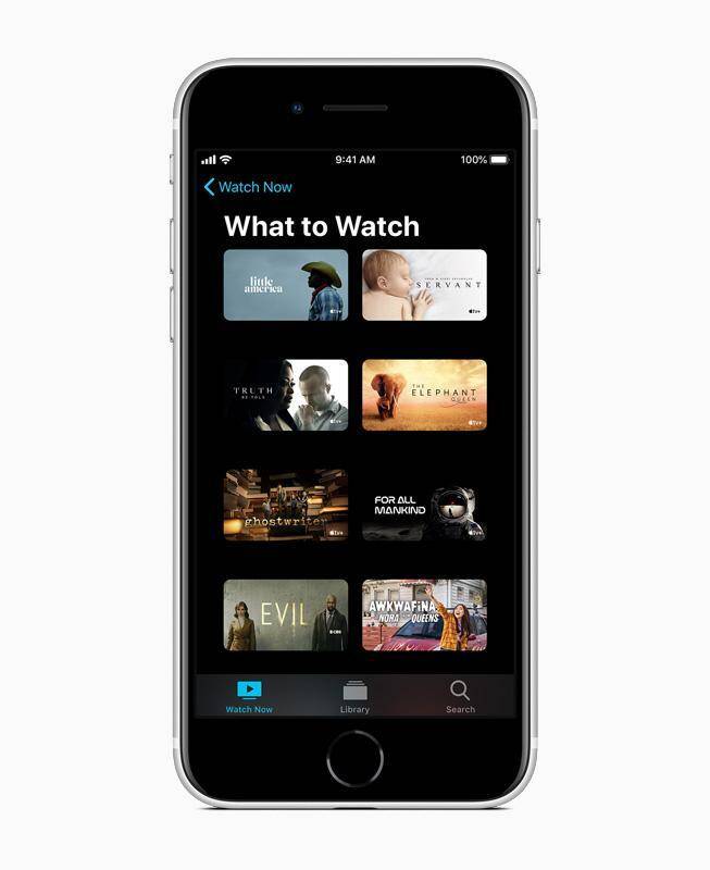 Экран iPhone с приложением для выбора что смотреть