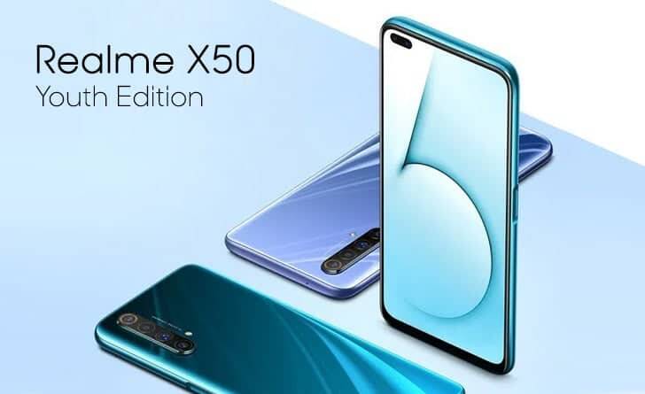 Смартфон Realme X50 Youth у фронтальной и задней камер
