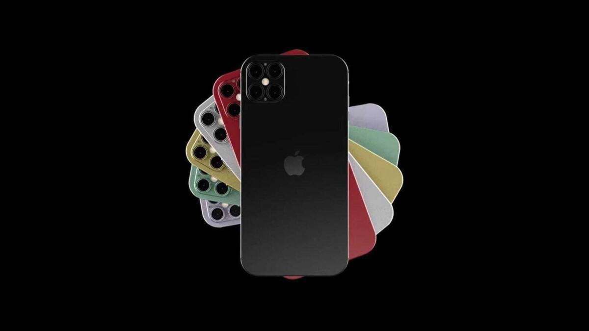 Черный iPhone 12 спереди и перпендикулярные цветные задние корпуса