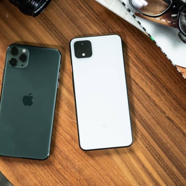 iphone v apple 100826835 large large