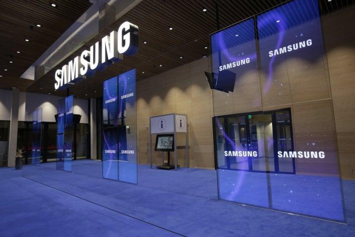 Samsung закрывает все заводы по производству ЖК панелей в этом году 5 Samsung Display