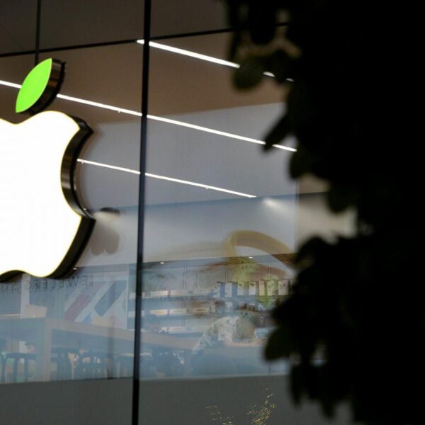 00_apple_making_more_steps_to_being_ecofriendly_cover
