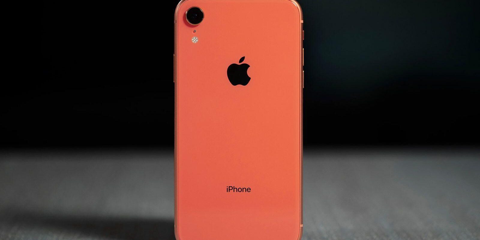 Apple начала продажи восстановленных iPhone XR 2 dims 1 large