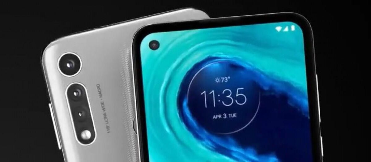 Передняя часть смартфона Motorola Moto G Fast с дисплеем и фронтальной камерой