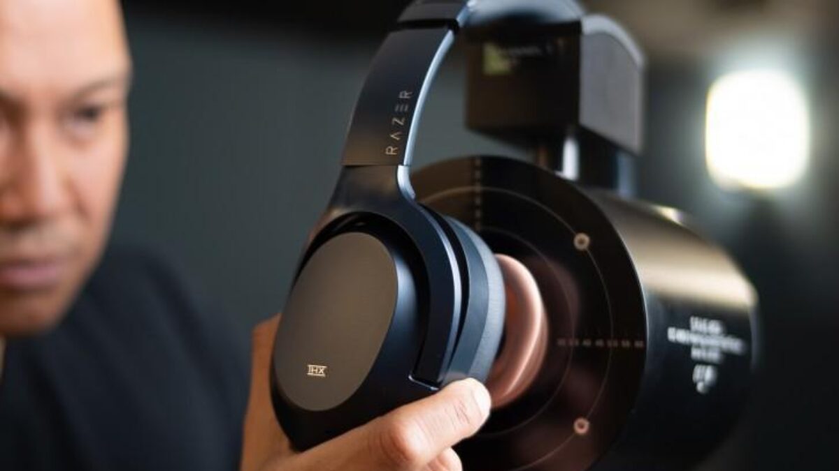 Умные часы OPPO Watch X3 с черным циферблатом и металлическим ремешком