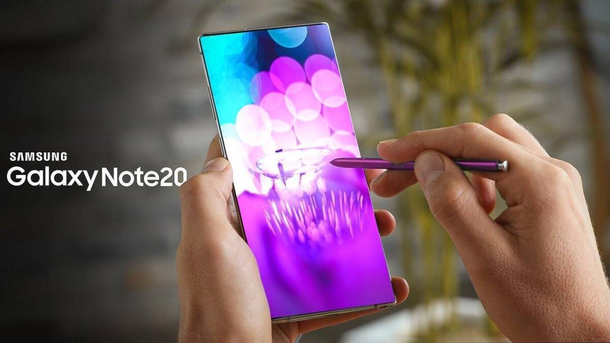 Смартфон Samsung Galaxy Note 20 с пером в руке