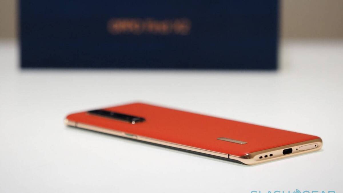 Oppo Find X2 Pro проходит испытание на прочность 4 Красный смартфон с камерами и разъемом зарядки