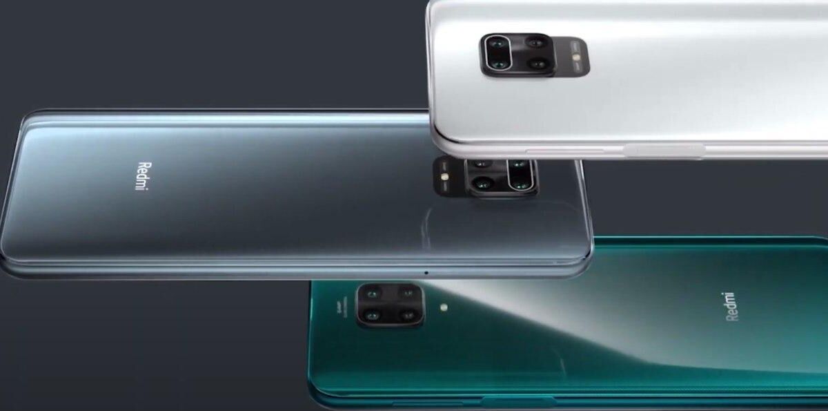 три цветных смартфона Redmi Note 9 Pro сзади