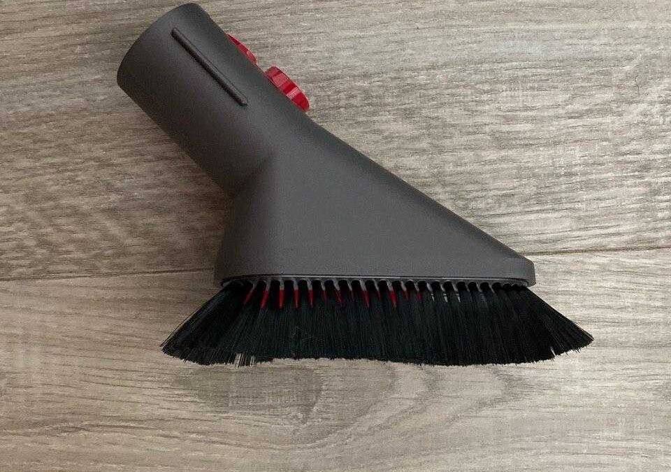 Щётка Dyson V11 Absolute с черным ворсом спереди