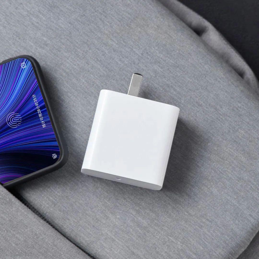 Xiaomi анонсировала зарядное устройство PD за 14 долларов 5 24edadc86a2945e49ab856f939cd3920