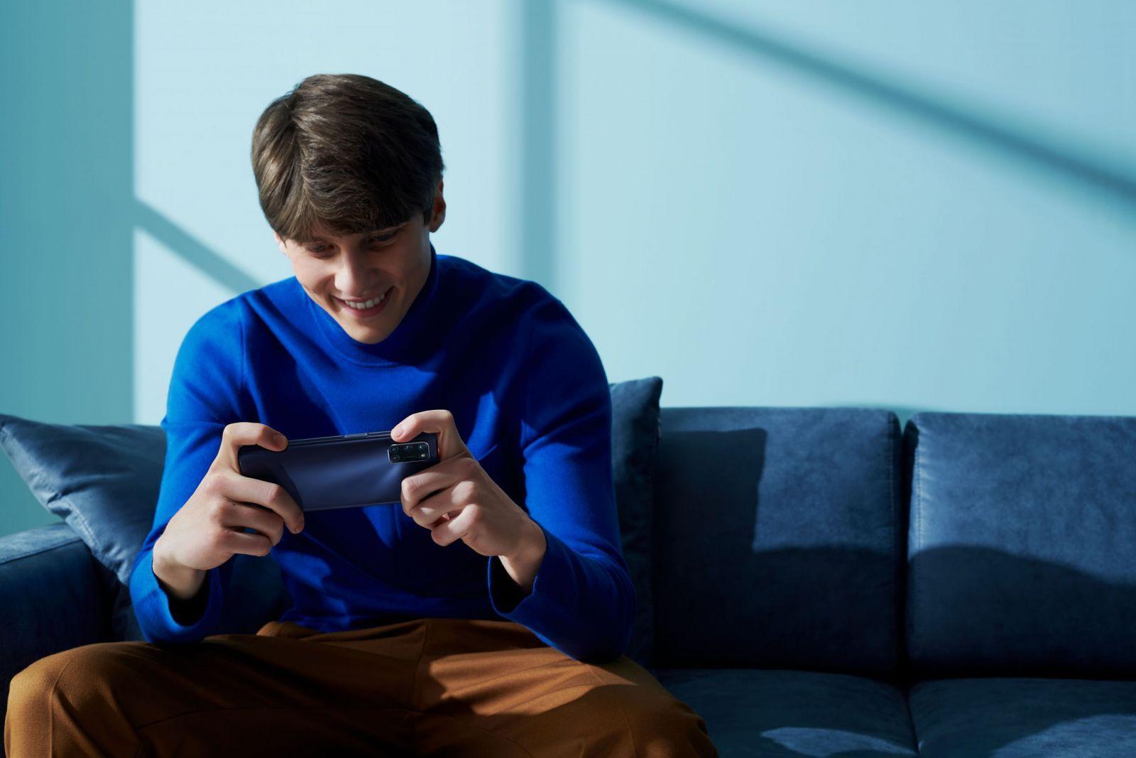 OPPO выпустила недорогой смартфон OPPO A72 с мощным аккумулятором 7 a72 scenario pictures 3 scaled