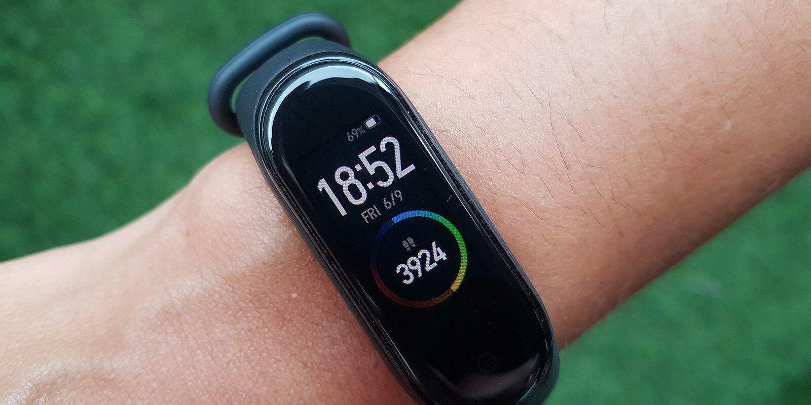 В Xiaomi Mi Band 5 будет пульт управления камерой 2 f6433fbed969bde38857bc46efb83fbe4a8b1636