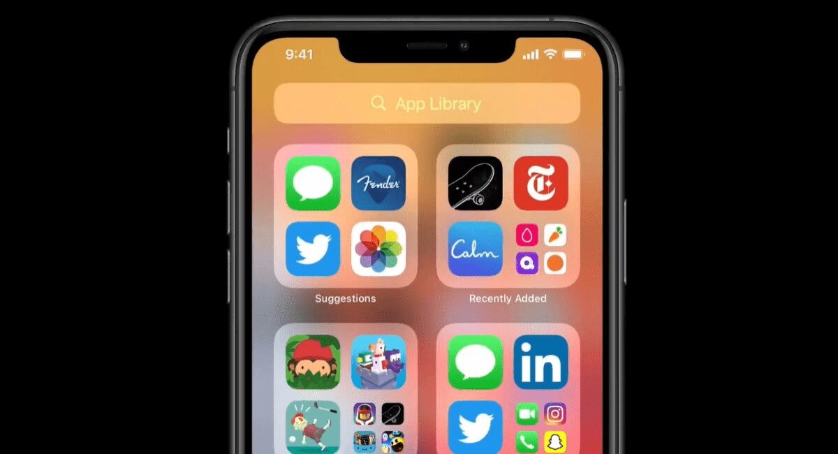 Двойной виниловый диск с дизайном планеты Земля на поверхности и надписью YES