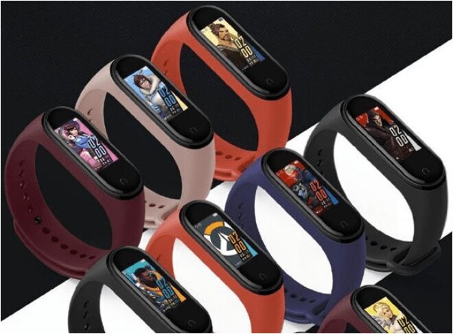 Различные цветные умные фитнес-браслеты Xiaomi Mi Band 4 с дисплеями и интерфейсами