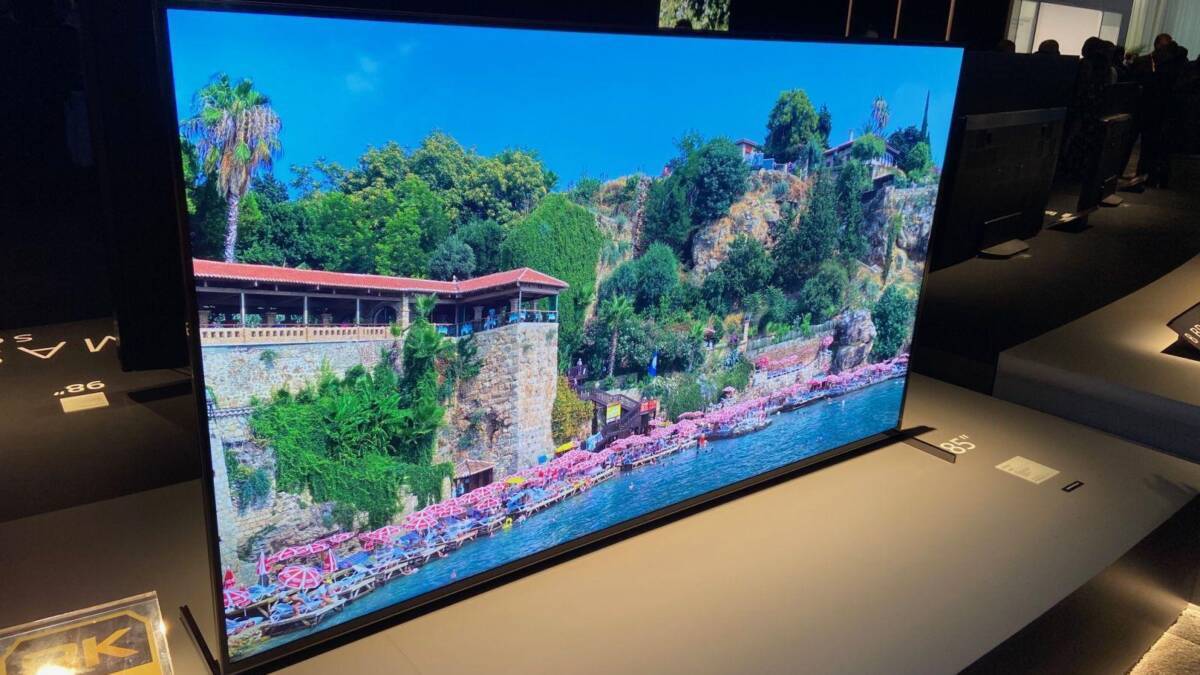 8K-телевизор Sony BRAVIA серии ZH8 с полной прямой подсветкой уже в продаже 5 QLED телевизор Sony BRAVIA серии ZH8 с изображением