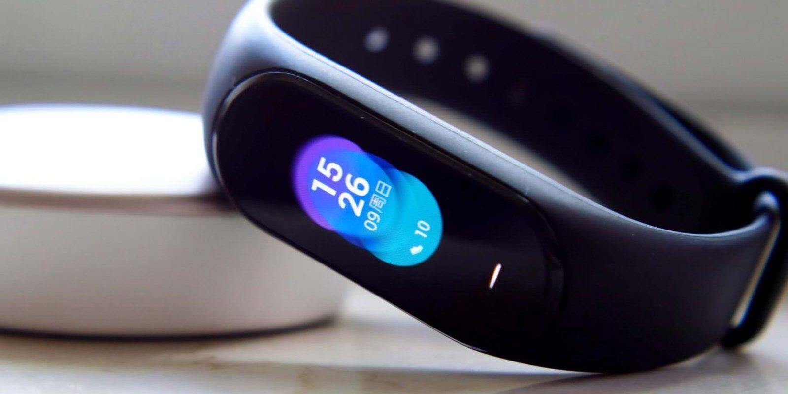 Xiaomi снижает цену на Mi Band 4 2 xiaomi mi band 4 1 3