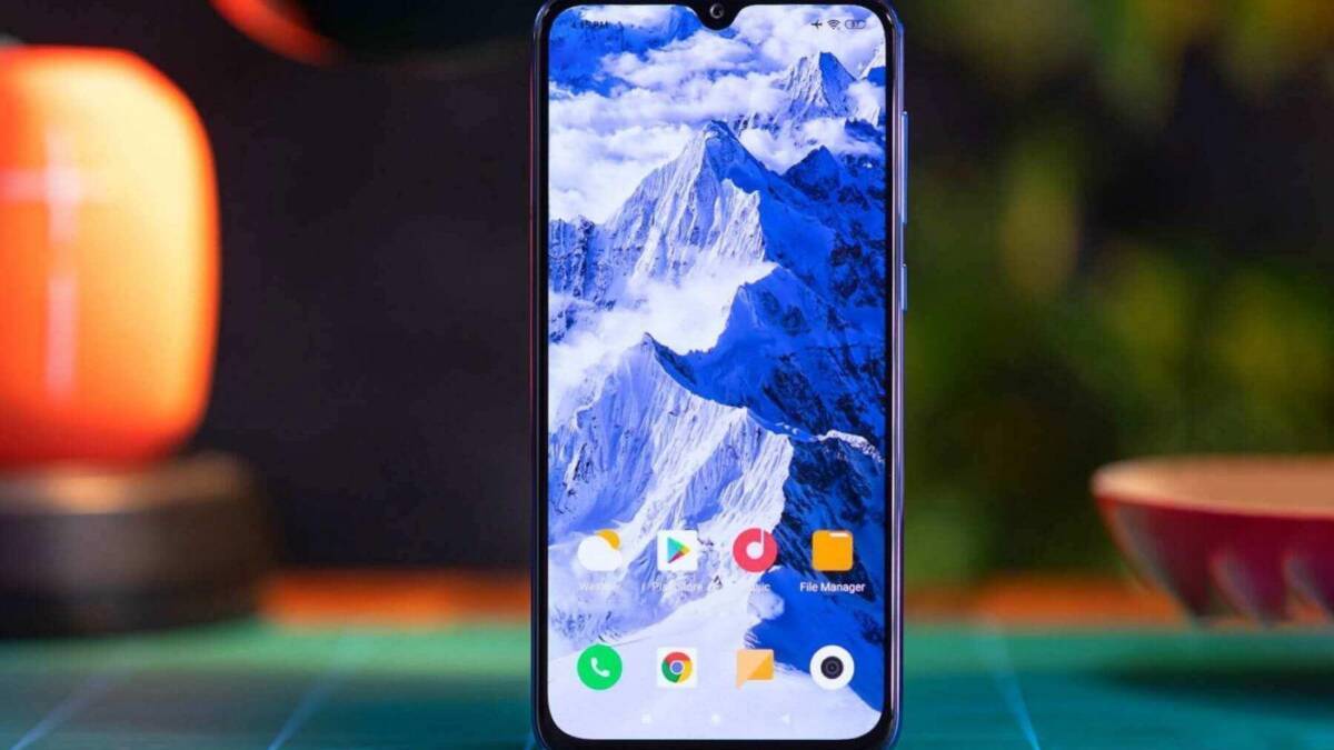 Смартфон Redmi 9 с ярким дисплеем и интерфейсом