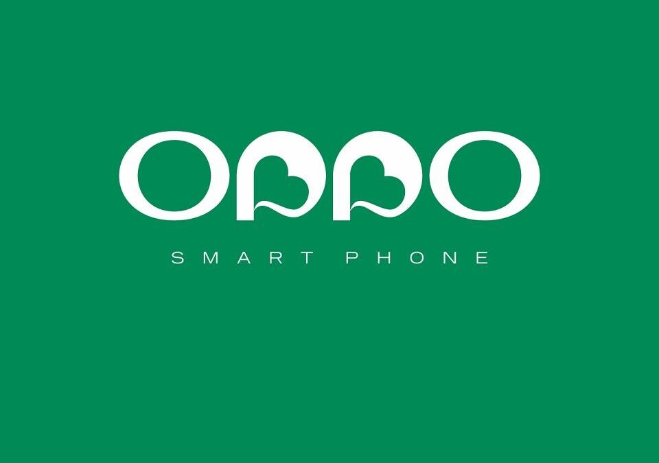 Логотип OPPO на зелёном фоне с надписью Смартфон