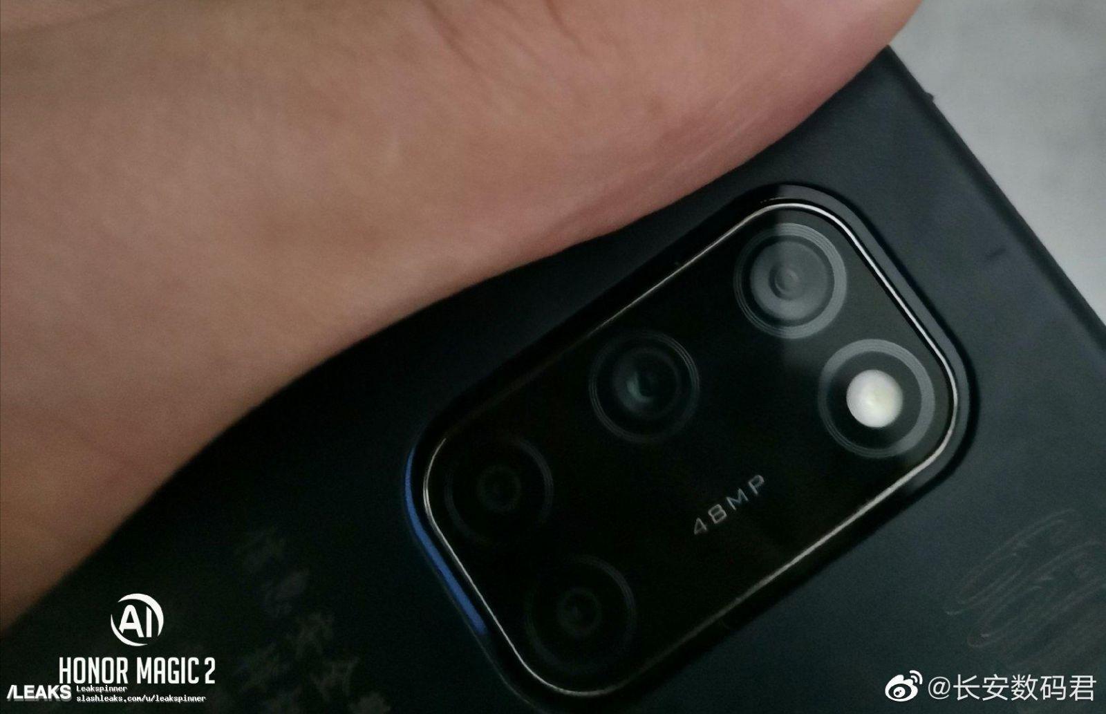 В сети появилось изображение камеры неизвестного смартфона Honor 3 alleged honor x10 pro camera pictured large