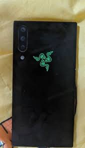 В сеть утекли фотографии Razer Phone 3 5 bez nazvanija 2