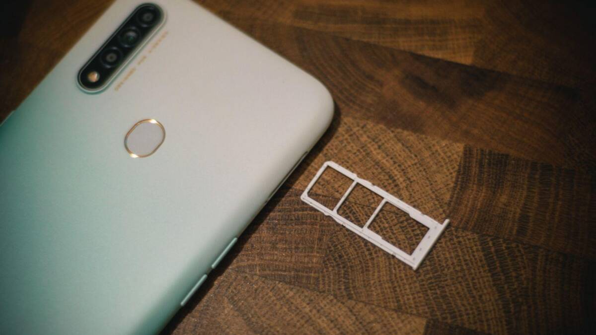 Размер сим-карты для складного телефона Huawei
