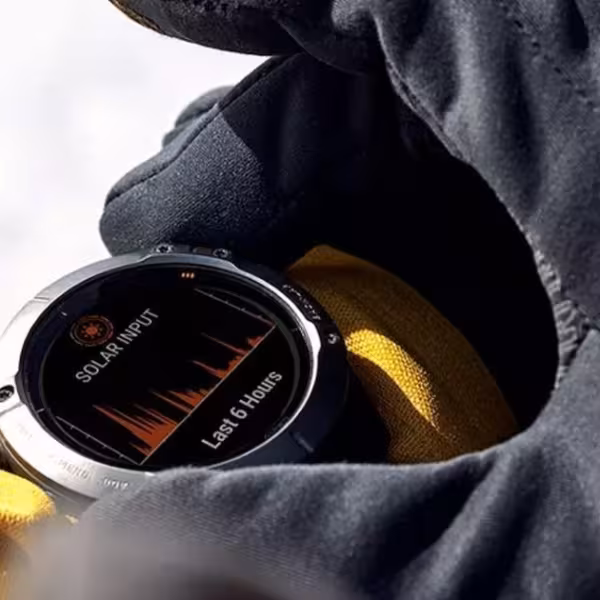 garmin presents the first solar powered smartwatch