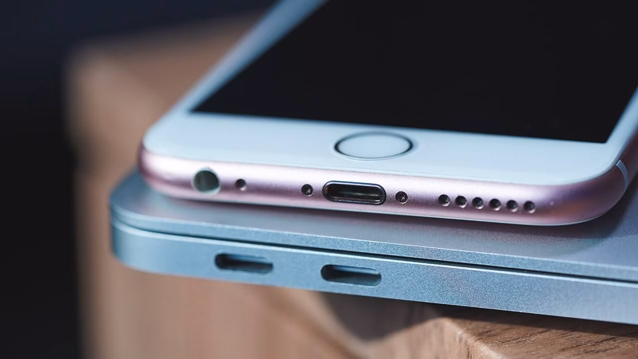 Более половины смартфонов, выпущенных в 2020 году, будут иметь разъём USB-C 3 iphone usb c