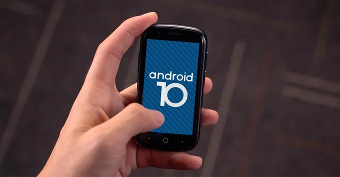 Представлен самый маленький смартфон с ОС Android 10 4 jelly 2 1
